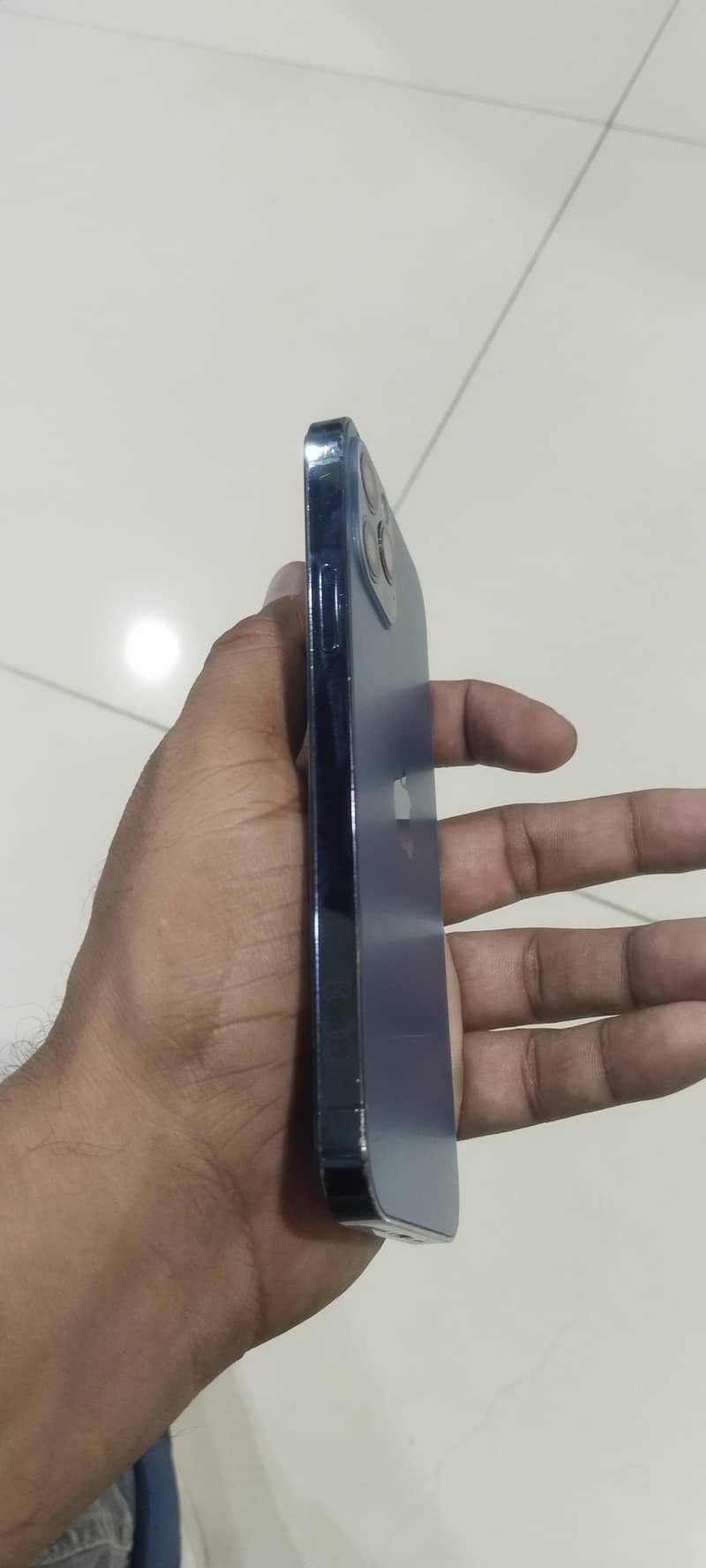 Apple iPhone 12 Pro 2