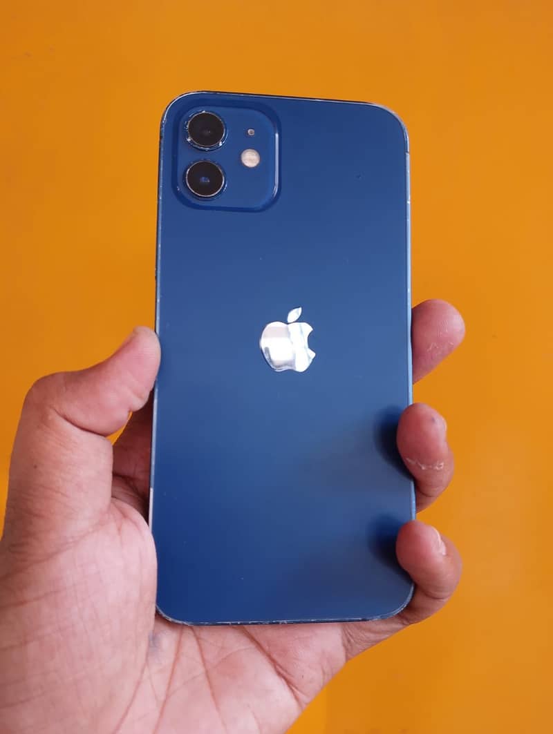 Apple iPhone 12 2