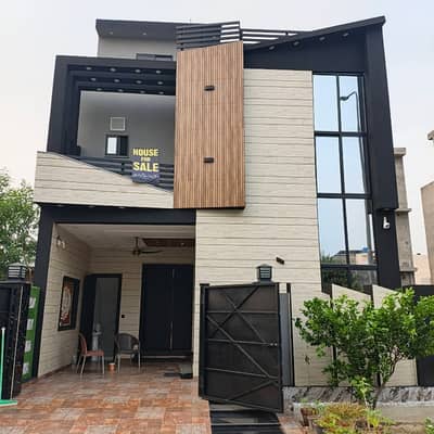 5 Marla Luxury House Available For Sale In Jade Extension Block Parkview City Lhr