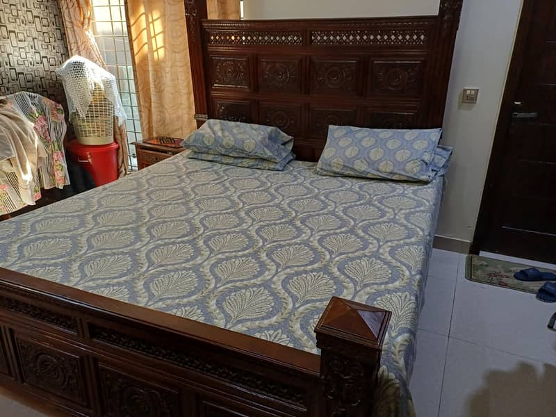 Complete Bedroom set including Side Rack 0