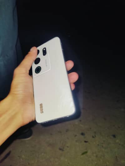 SEGO Smartphone – Beautiful White Colour