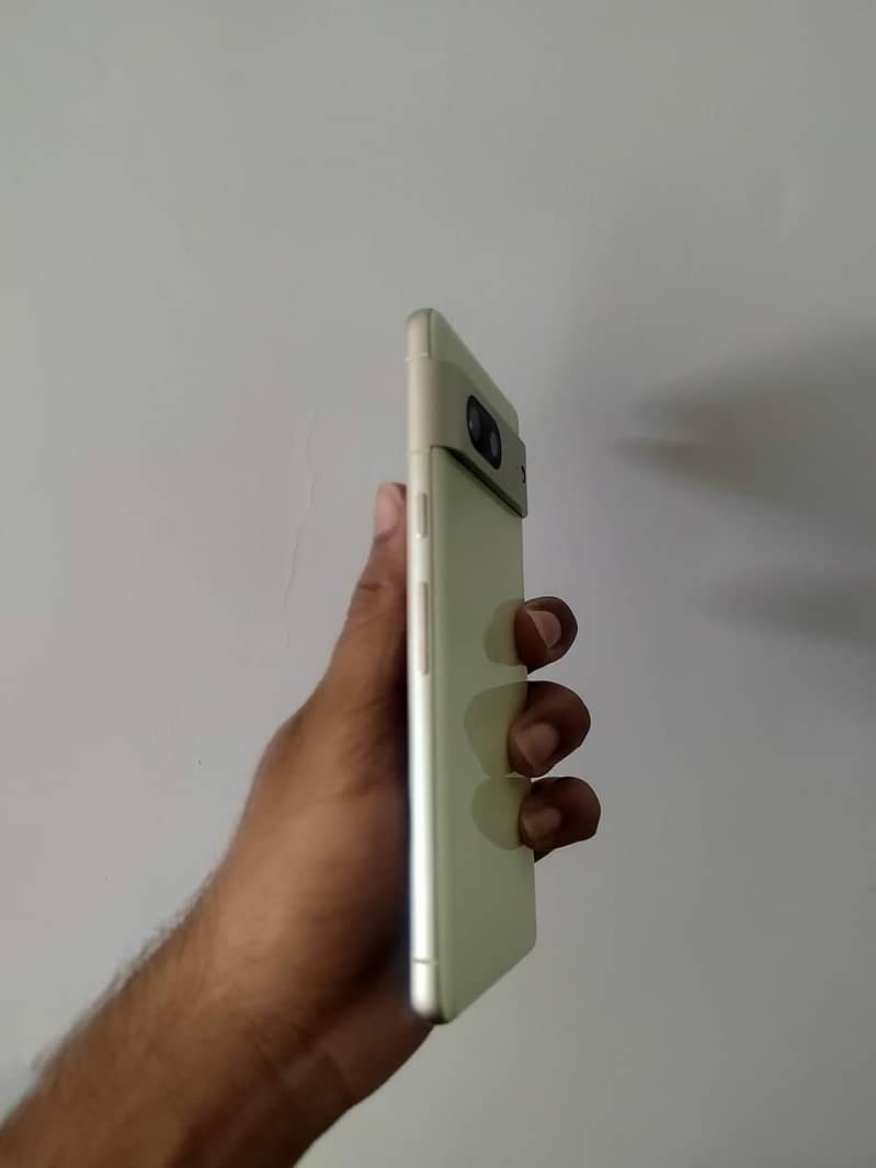Google Pixel 7 6