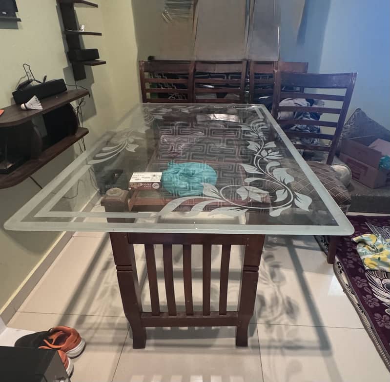 Dinning table with four chairs 0