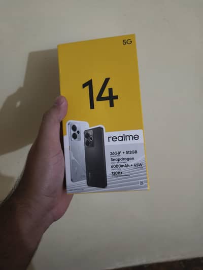 Realme 14 5G (512/26 GB Ram) 8 months warranty