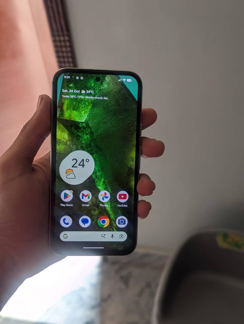 Google Pixel 8a 1