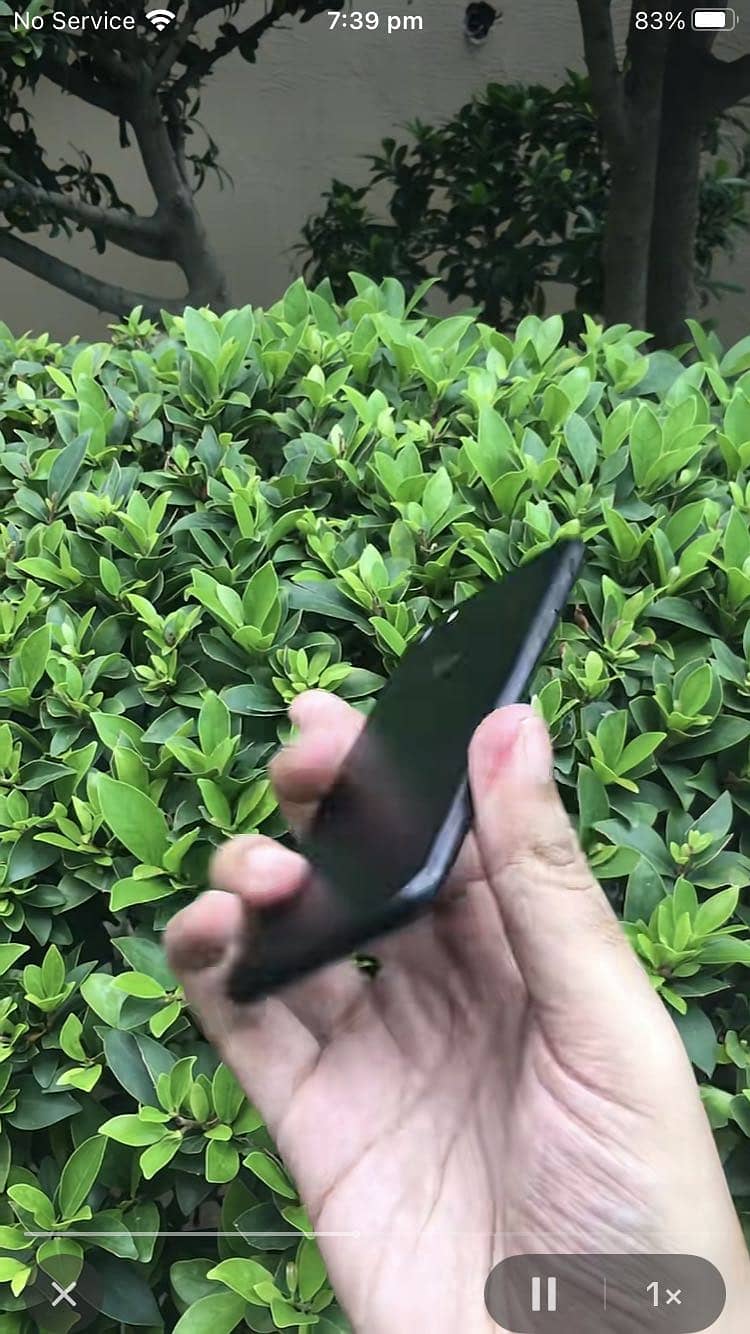 Apple iPhone 7 2