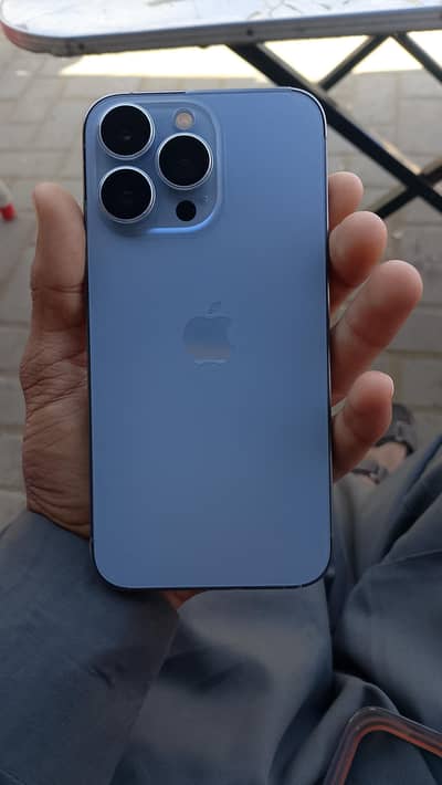 Apple iPhone 13 Pro