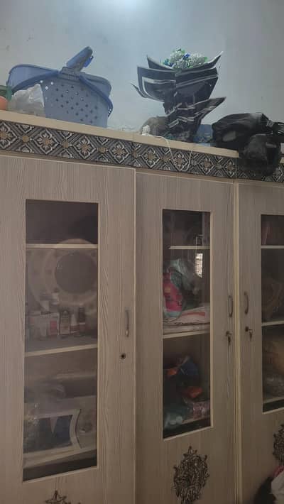 4 pieces furniture well design