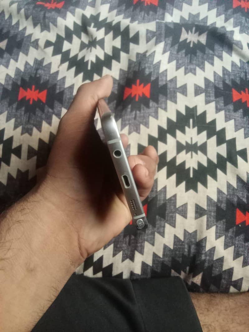 Samsung Mobile Note5 3