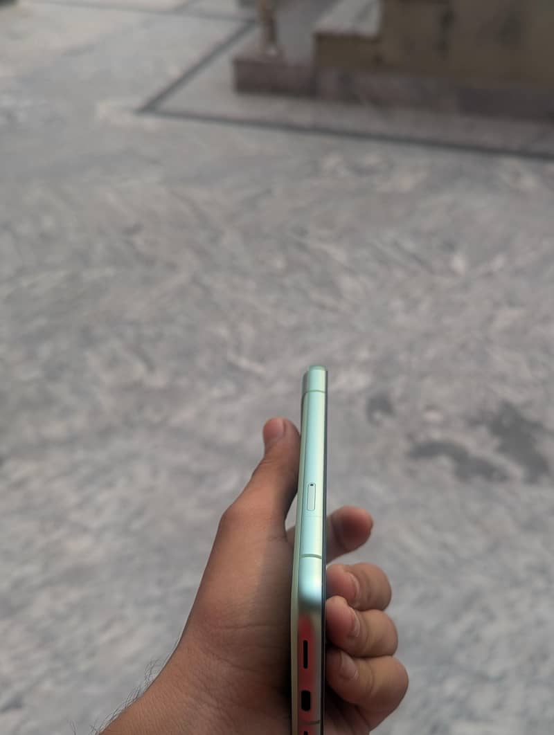 Google Pixel 8a 2