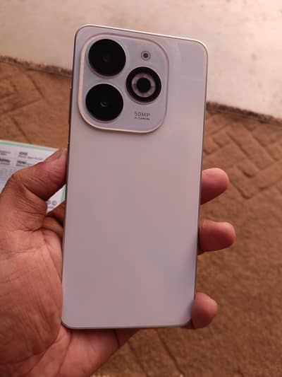 Infinix Smart 8 Pro