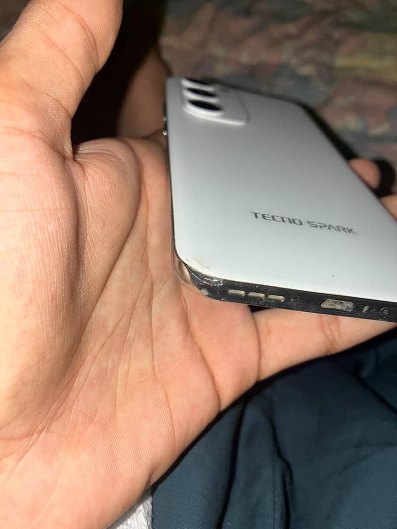 Tecno Spark 40 Pro Plus 0
