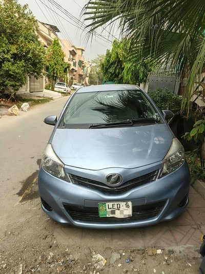 Toyota Vitz 2013
