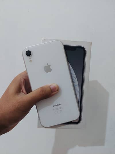 Apple iPhone XR