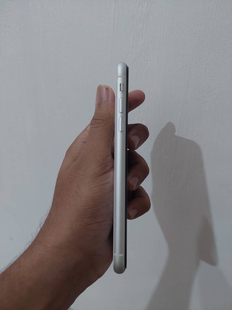 Apple iPhone XR 3