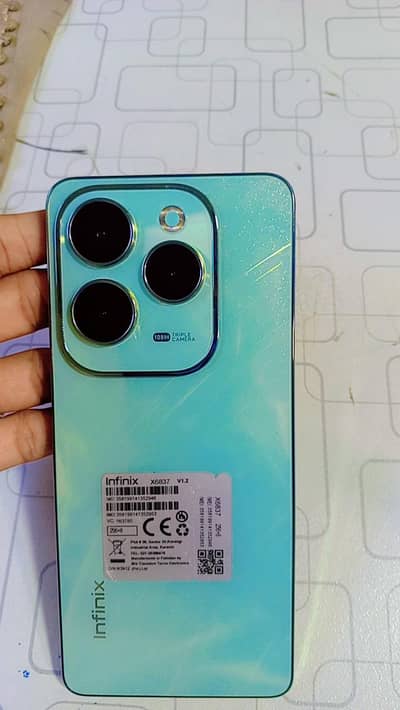 Infinix Hot 40 Pro