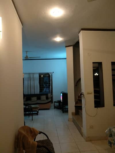 A PRIME LOCATION 5 MARLA HOUSE FOR SALE IN SAFARI VILLAS SECTOR B BAHRIA TOWN LAHORE