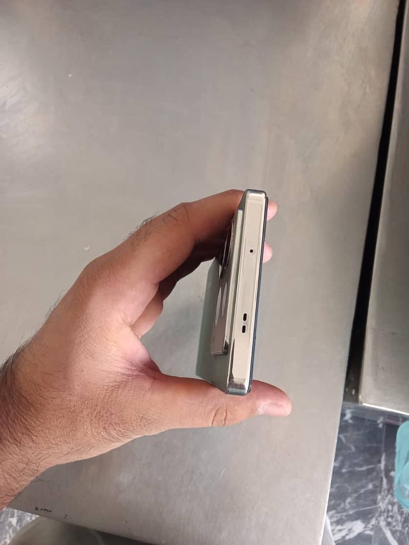 Infinix Note 40 2