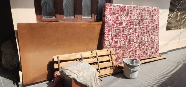 BED SET WITH MATTRESS