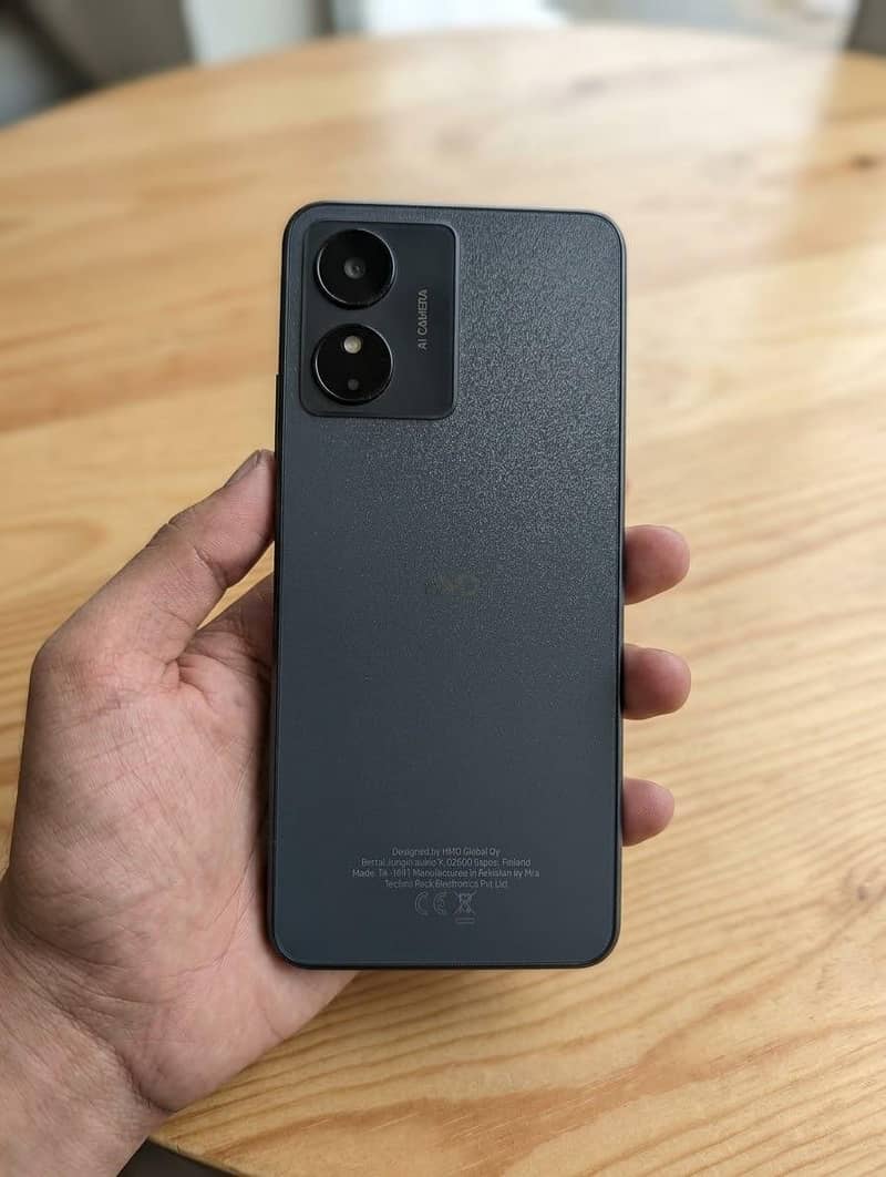 HMD Aura 2 0