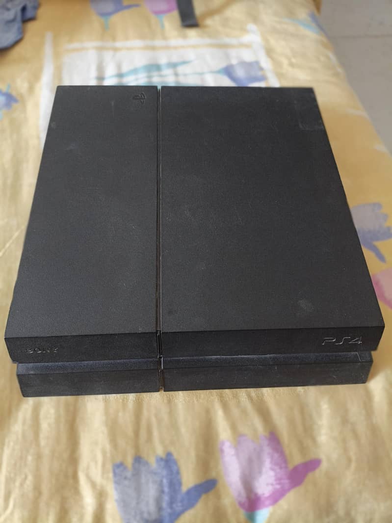 PLAYSTATION 4 2