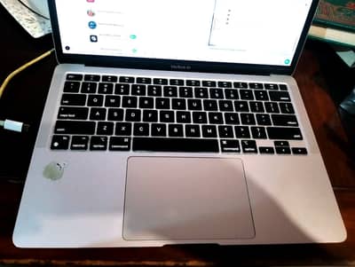 MacBook Air M1 2020 - 8GB 256GB - 82% Battery - Box + Chargers