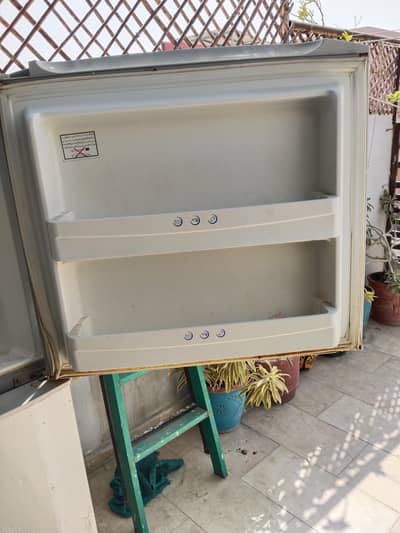 Haier ful size frige condition ful ok cooling best