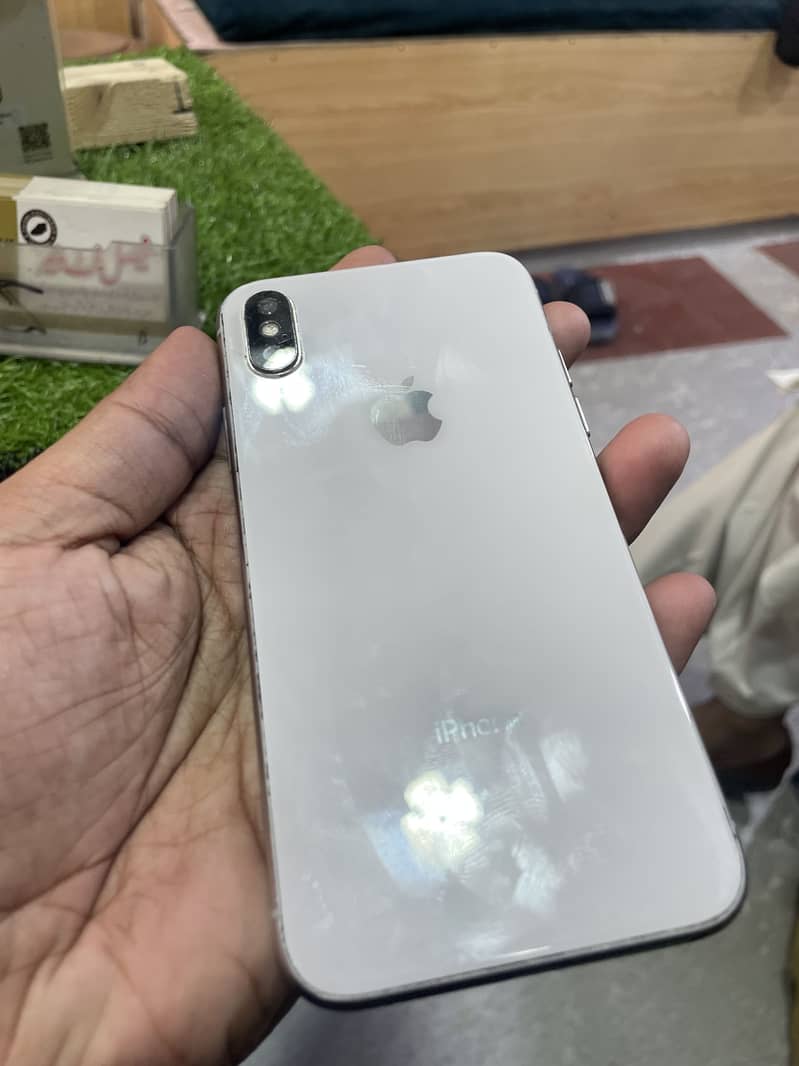 Apple iPhone X 1
