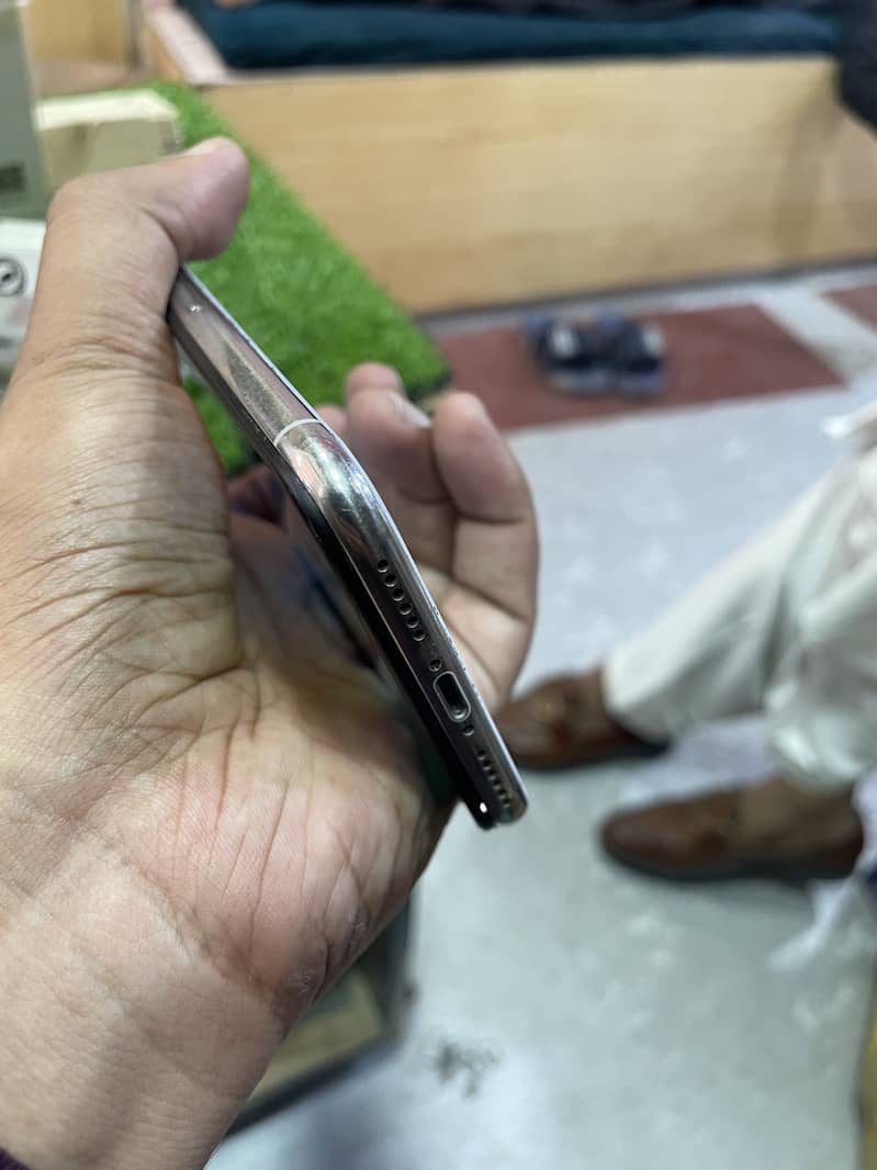 Apple iPhone X 7