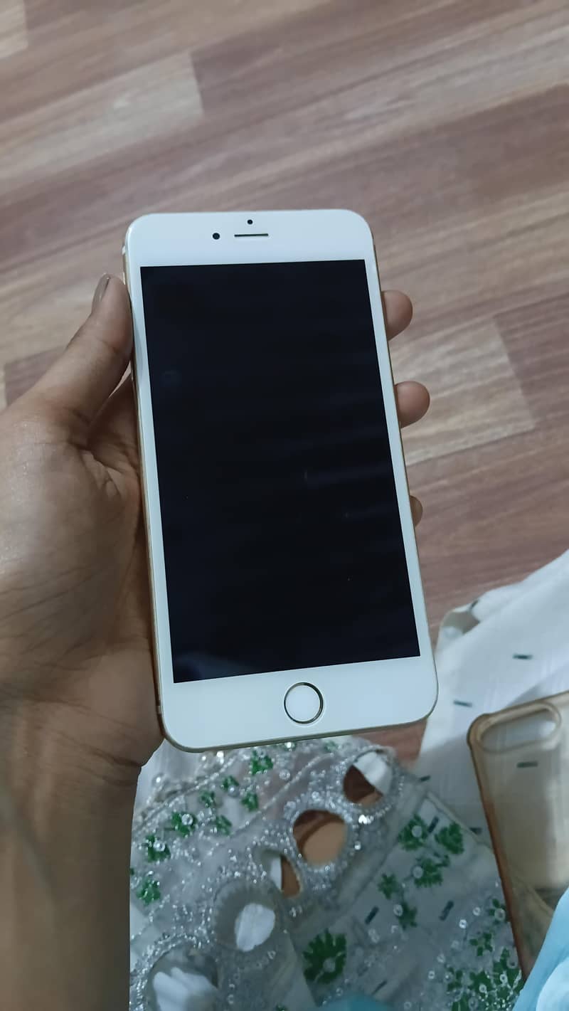 Apple iPhone 6 Plus 2