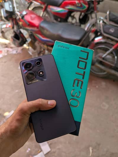 Infinix Note 30