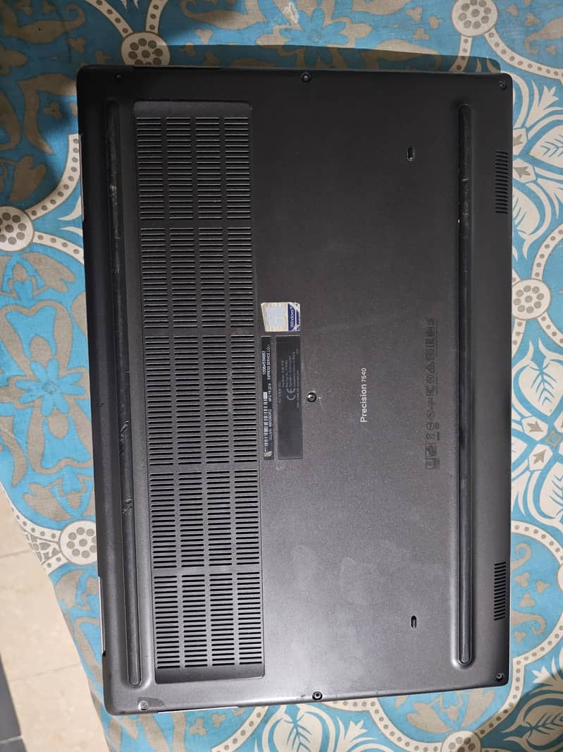 Dell Precision 7540 6