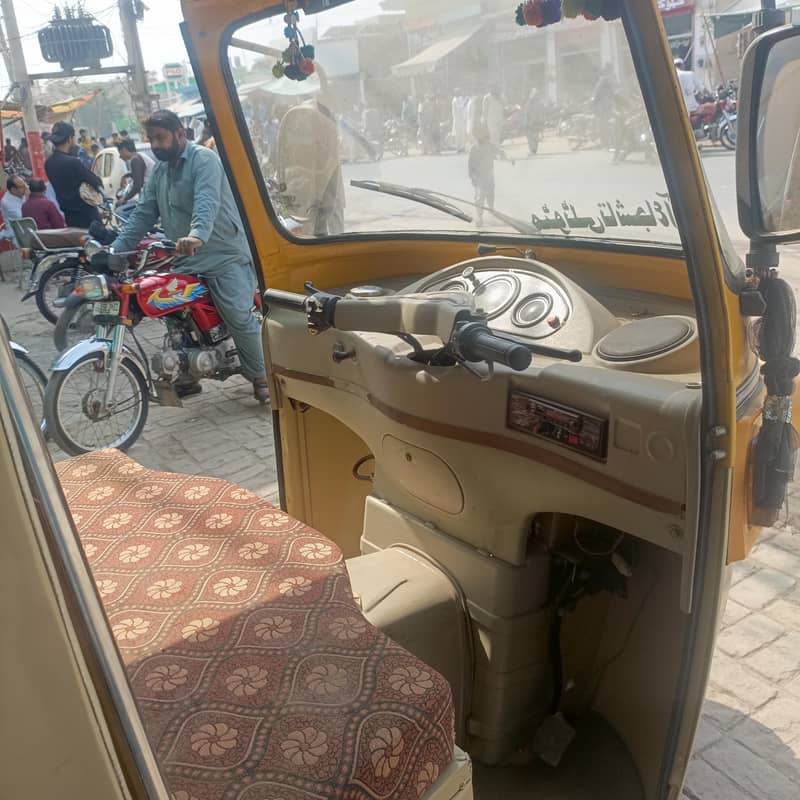 United rickshaw 3