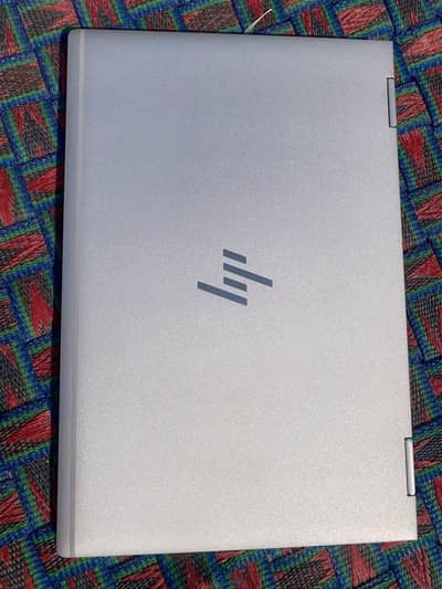 HP Elitebook 1030 G4 360 business class laptop