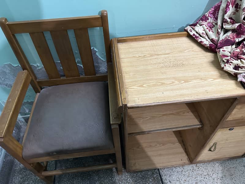 Study table with chair 0
