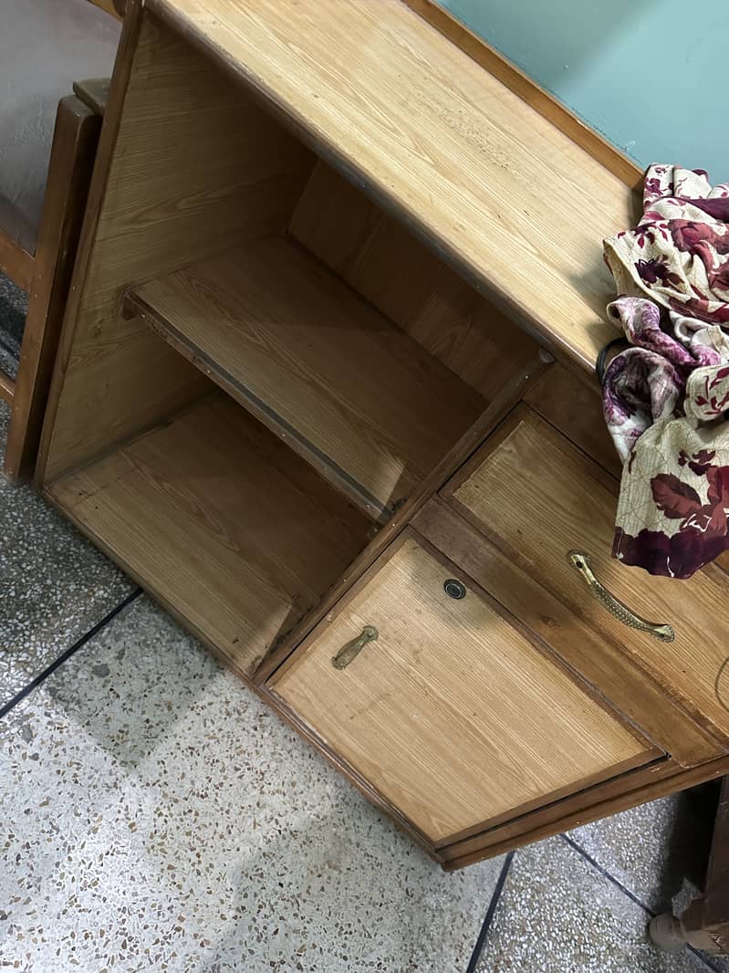 Study table with chair 1