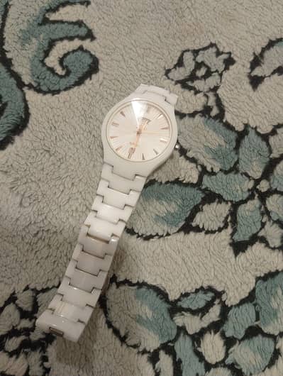white ceramic watch