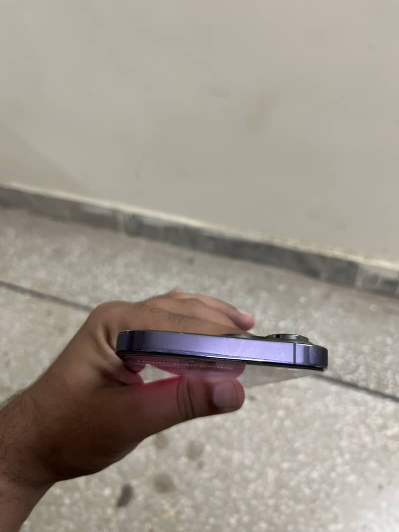 Apple iPhone 14 Pro Max 2