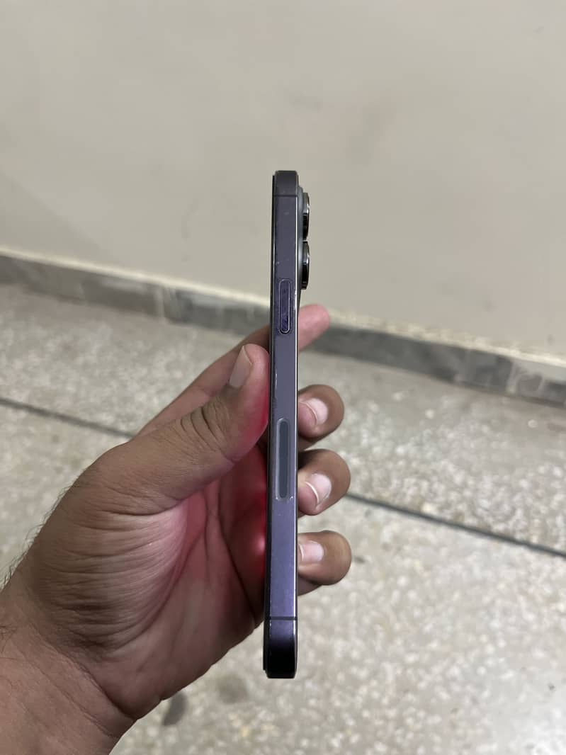 Apple iPhone 14 Pro Max 3