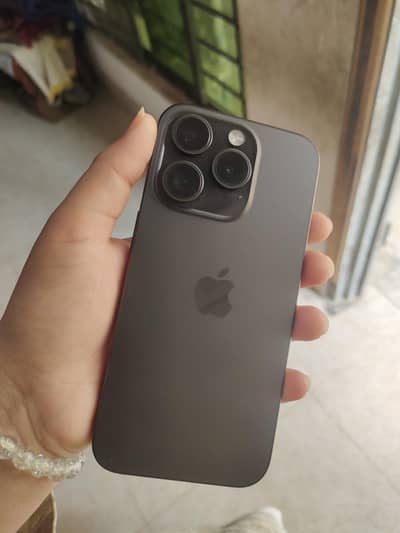 Apple iPhone 15 Pro