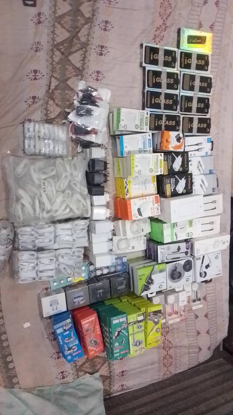 mobile accessories 0
