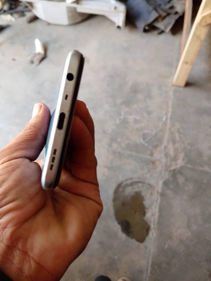 OPPO A54 6