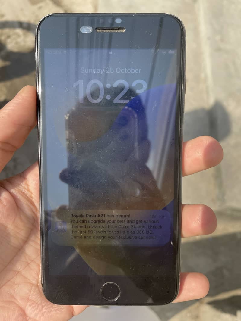 Apple iPhone 8 Plus 3