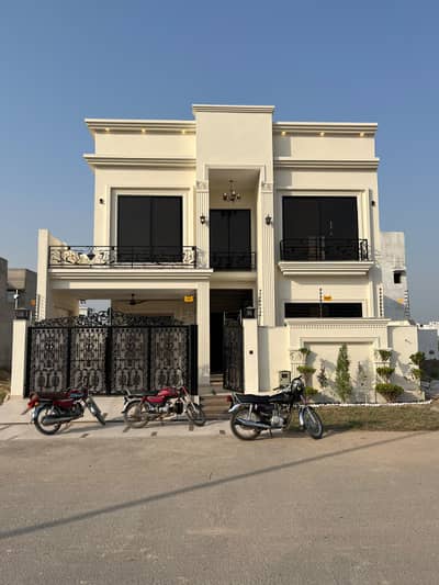 10 Marla Classic Elevation House for Sale DHA Multan