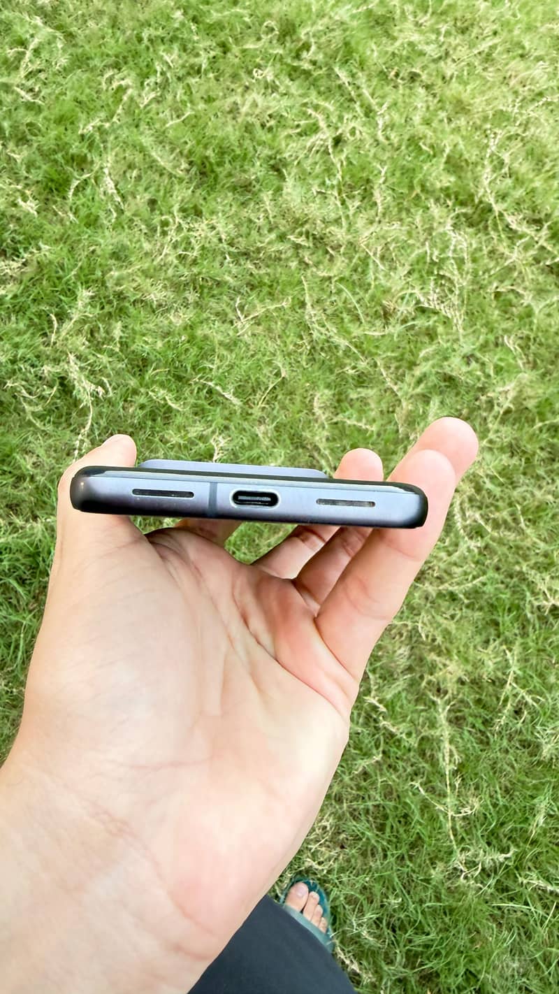 Google Pixel 8 2