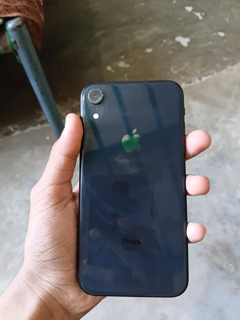 Apple iPhone XR 2