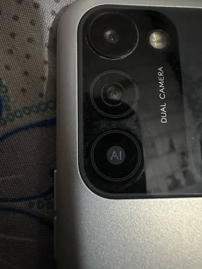 Tecno Spark 8C