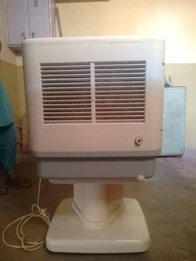 Room air cooler