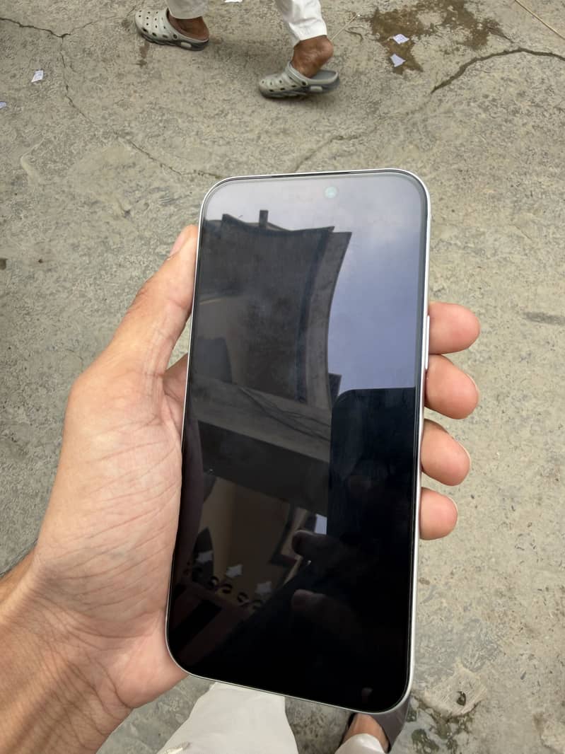 Apple iPhone 17 Pro Max 5