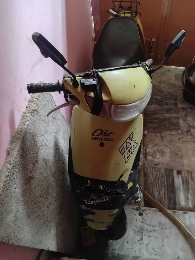Scooty 1